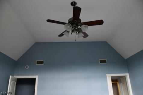 4 Highlands Lane Hardwick NJ 07825