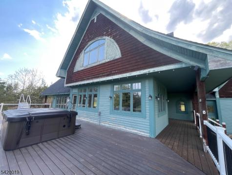 4 Highlands Lane Hardwick NJ 07825