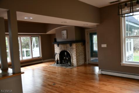 4 Highlands Lane Hardwick NJ 07825