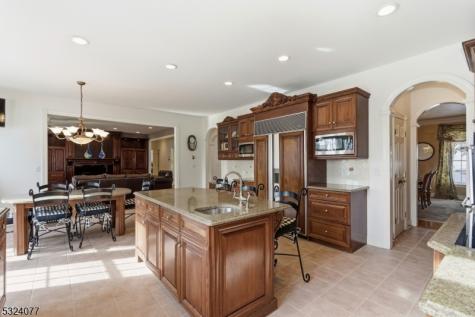 4 Deer Trail Road Kinnelon NJ 07405