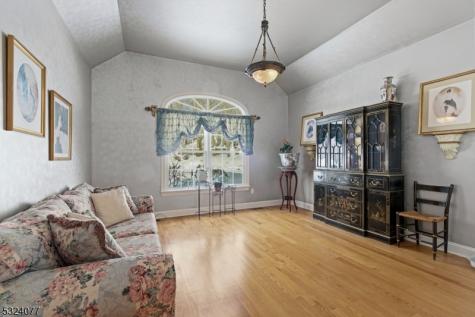 4 Deer Trail Road Kinnelon NJ 07405