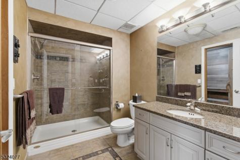 4 Deer Trail Road Kinnelon NJ 07405
