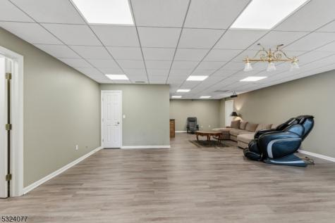 4 Deer Trail Road Kinnelon NJ 07405
