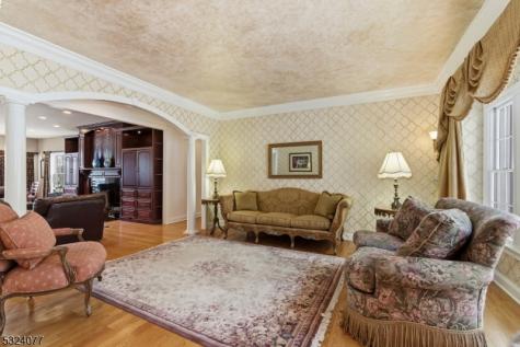 4 Deer Trail Road Kinnelon NJ 07405