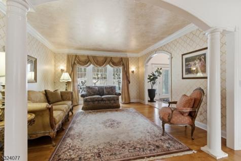 4 Deer Trail Road Kinnelon NJ 07405