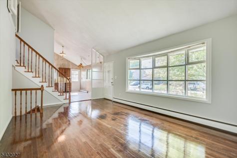 26 Farrell Avenue Woodbridge NJ 07067