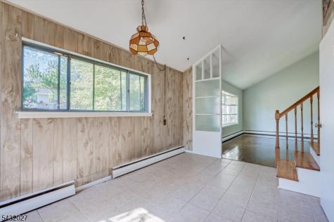 26 Farrell Avenue Woodbridge NJ 07067