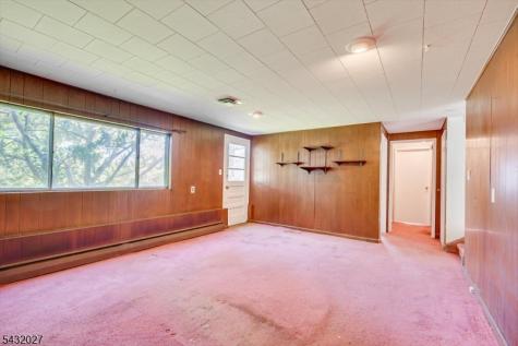 26 Farrell Avenue Woodbridge NJ 07067