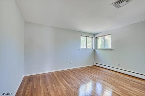 26 Farrell Avenue Woodbridge NJ 07067