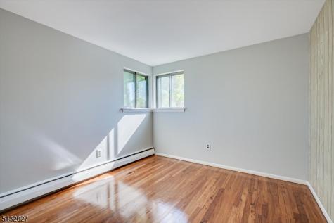 26 Farrell Avenue Woodbridge NJ 07067
