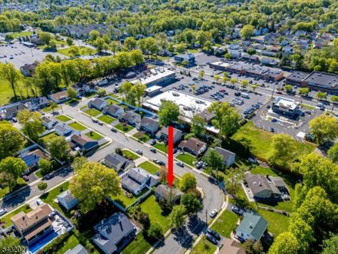 26 Farrell Avenue Woodbridge NJ 07067