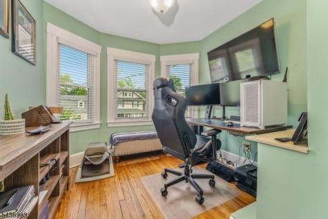 28 Codington Place Somerville NJ 08876