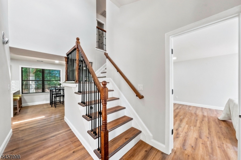 7 Mystic Cove Howell NJ 07728