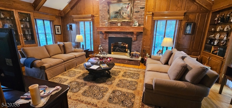 309 Paul Court Wyckoff NJ 07481