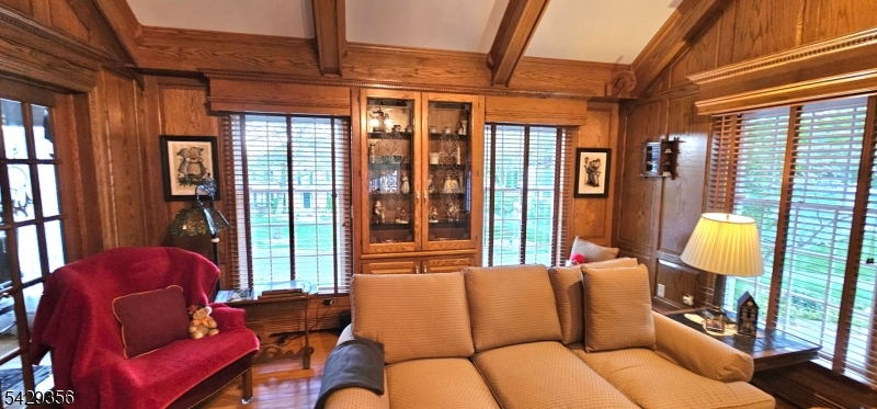 309 Paul Court Wyckoff NJ 07481