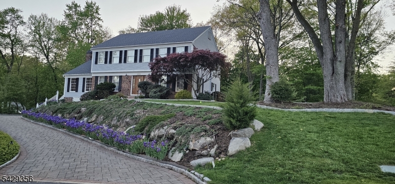 309 Paul Court Wyckoff NJ 07481