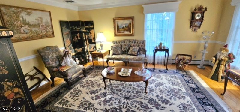 309 Paul Court Wyckoff NJ 07481