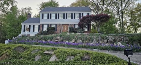 309 Paul Court Wyckoff NJ 07481