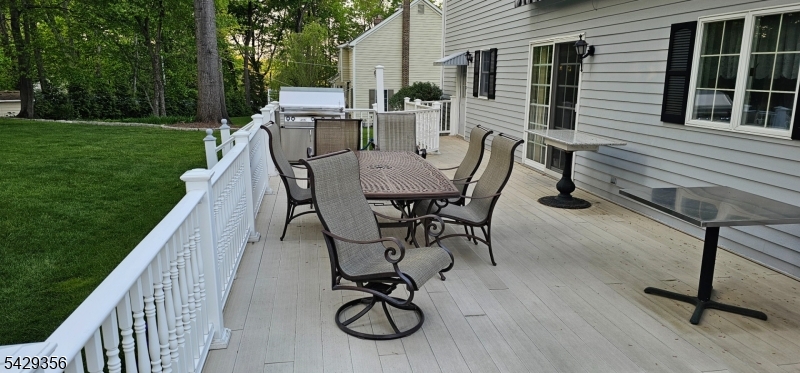 309 Paul Court Wyckoff NJ 07481