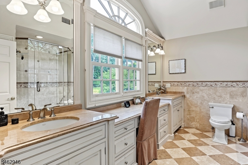 359 Lakeview Drive Wyckoff NJ 07481