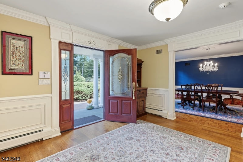 359 Lakeview Drive Wyckoff NJ 07481