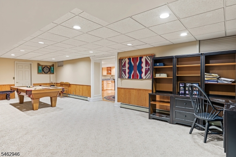359 Lakeview Drive Wyckoff NJ 07481