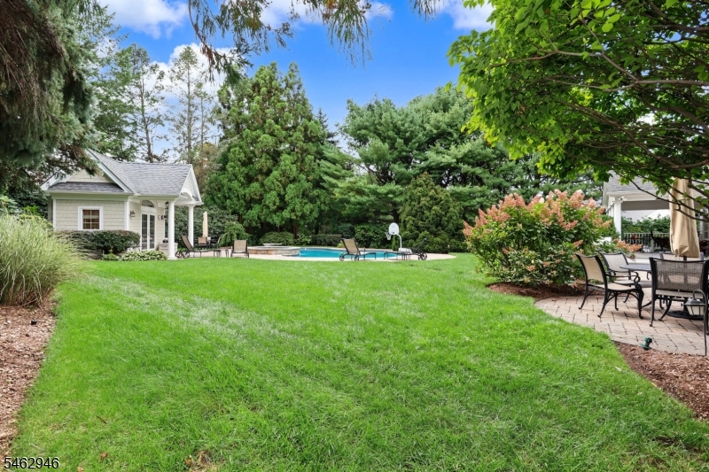 359 Lakeview Drive Wyckoff NJ 07481