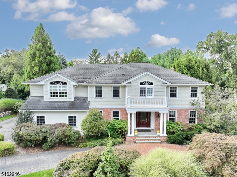 359 Lakeview Drive Wyckoff NJ 07481
