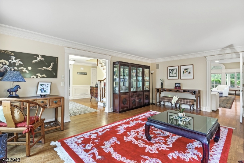 359 Lakeview Drive Wyckoff NJ 07481