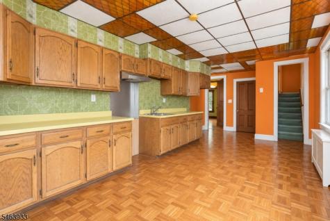 102 S Clinton Street East Orange NJ 07018