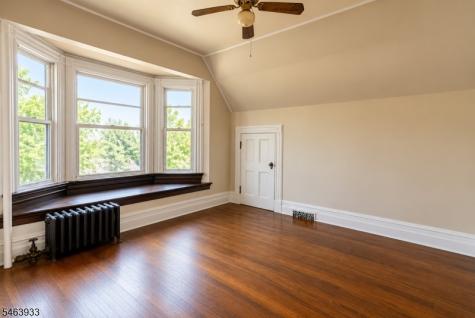 102 S Clinton Street East Orange NJ 07018