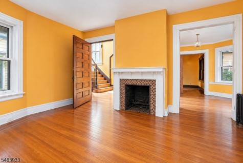 102 S Clinton Street East Orange NJ 07018