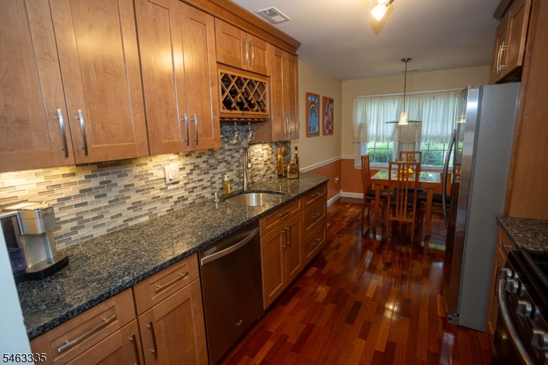 113 Woodmere Drive Sayreville NJ 08859