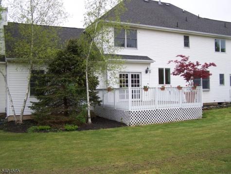 20 Northwood Drive Alexandria NJ 08867