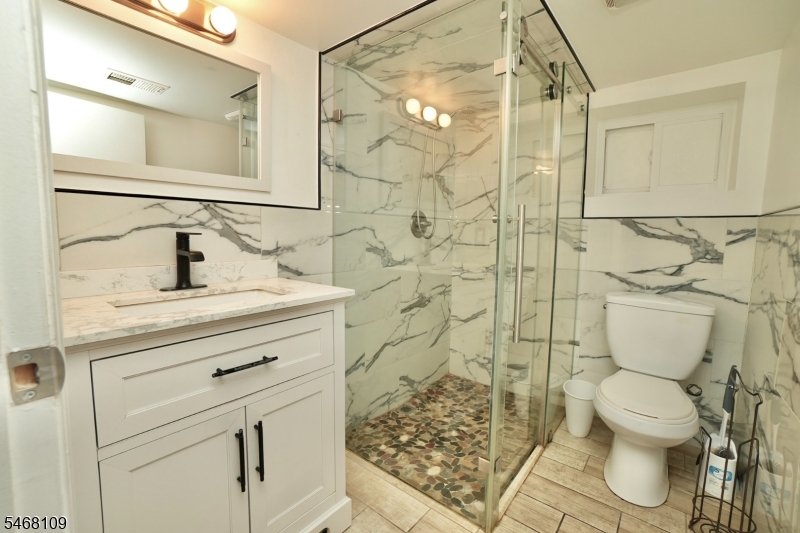 325 N 11th Street Newark NJ 07107