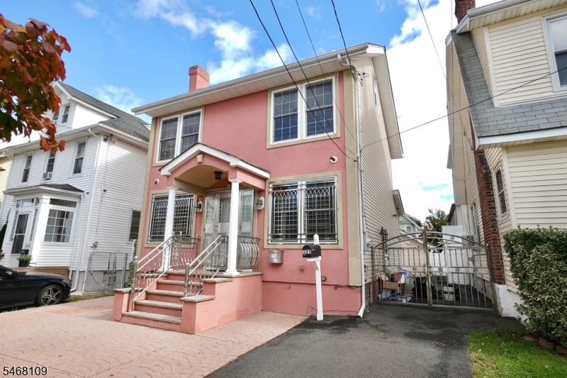 325 N 11th Street Newark NJ 07107
