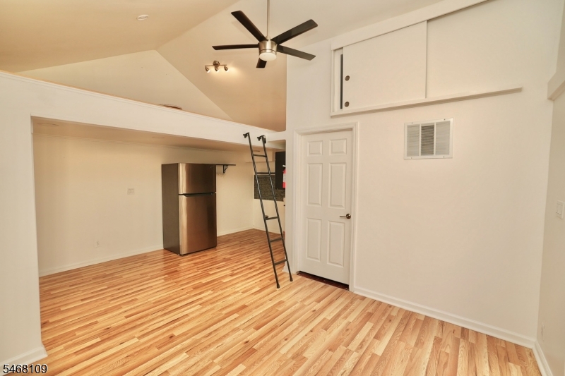 325 N 11th Street Newark NJ 07107