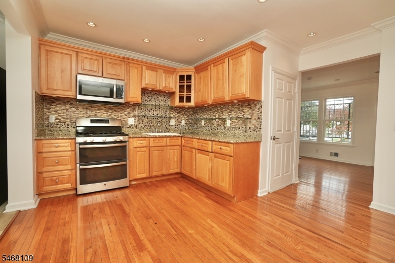 325 N 11th Street Newark NJ 07107