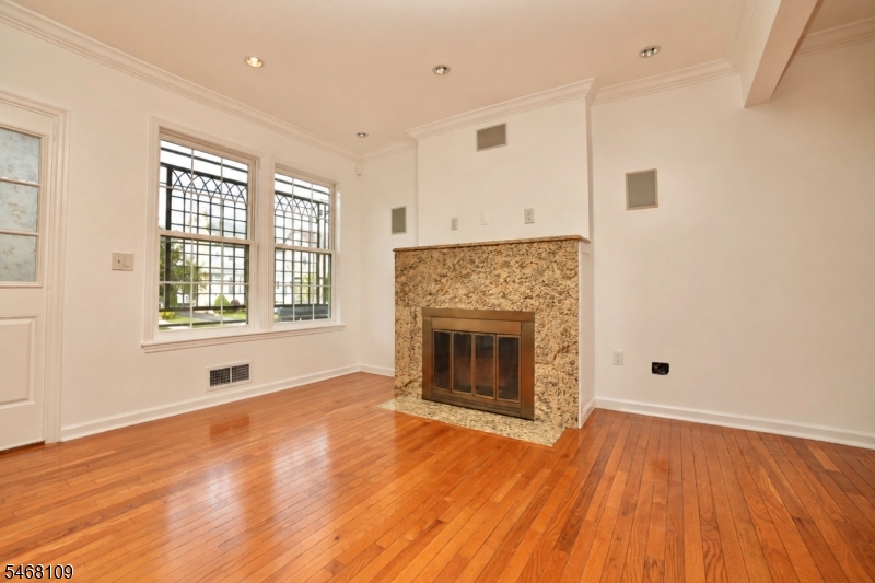 325 N 11th Street Newark NJ 07107