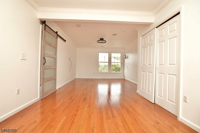 325 N 11th Street Newark NJ 07107