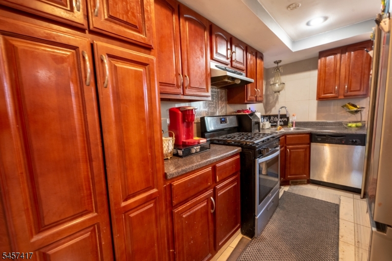 233 Nesbit Terrace Irvington NJ 07111
