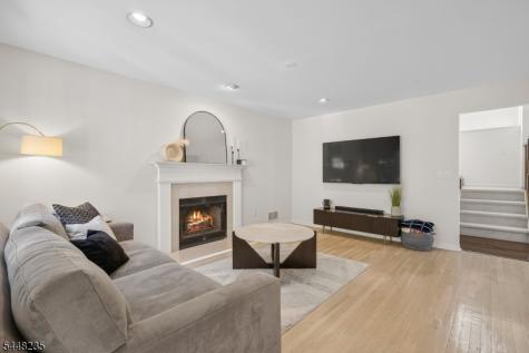 76 Blackburne Terrace West Orange NJ 07052