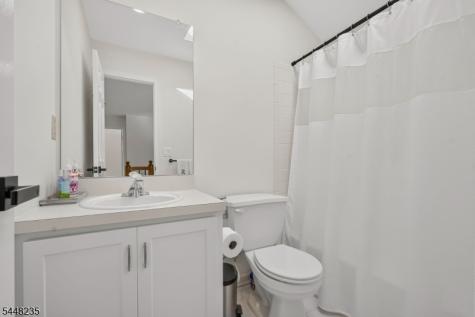 76 Blackburne Terrace West Orange NJ 07052