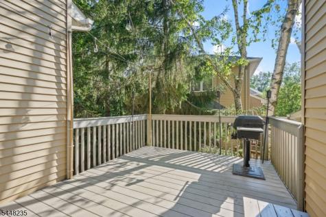 76 Blackburne Terrace West Orange NJ 07052