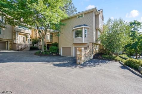 76 Blackburne Terrace West Orange NJ 07052