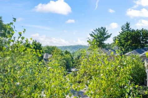 76 Blackburne Terrace West Orange NJ 07052