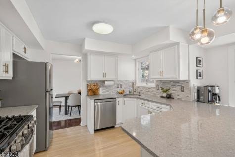 76 Blackburne Terrace West Orange NJ 07052