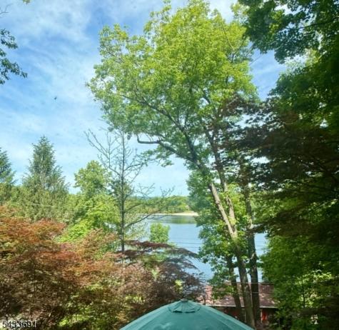 57 Lakeside Drive Vernon NJ 07461