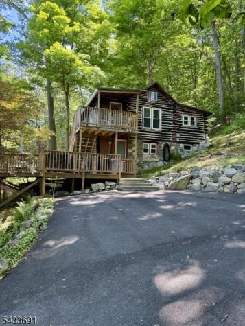 57 Lakeside Drive Vernon NJ 07461