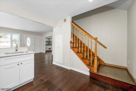 13 Windbeam Road Riverdale NJ 07457